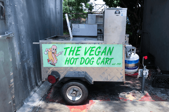 Orlando Vegan City Guide | Vegan Hotdog Cart